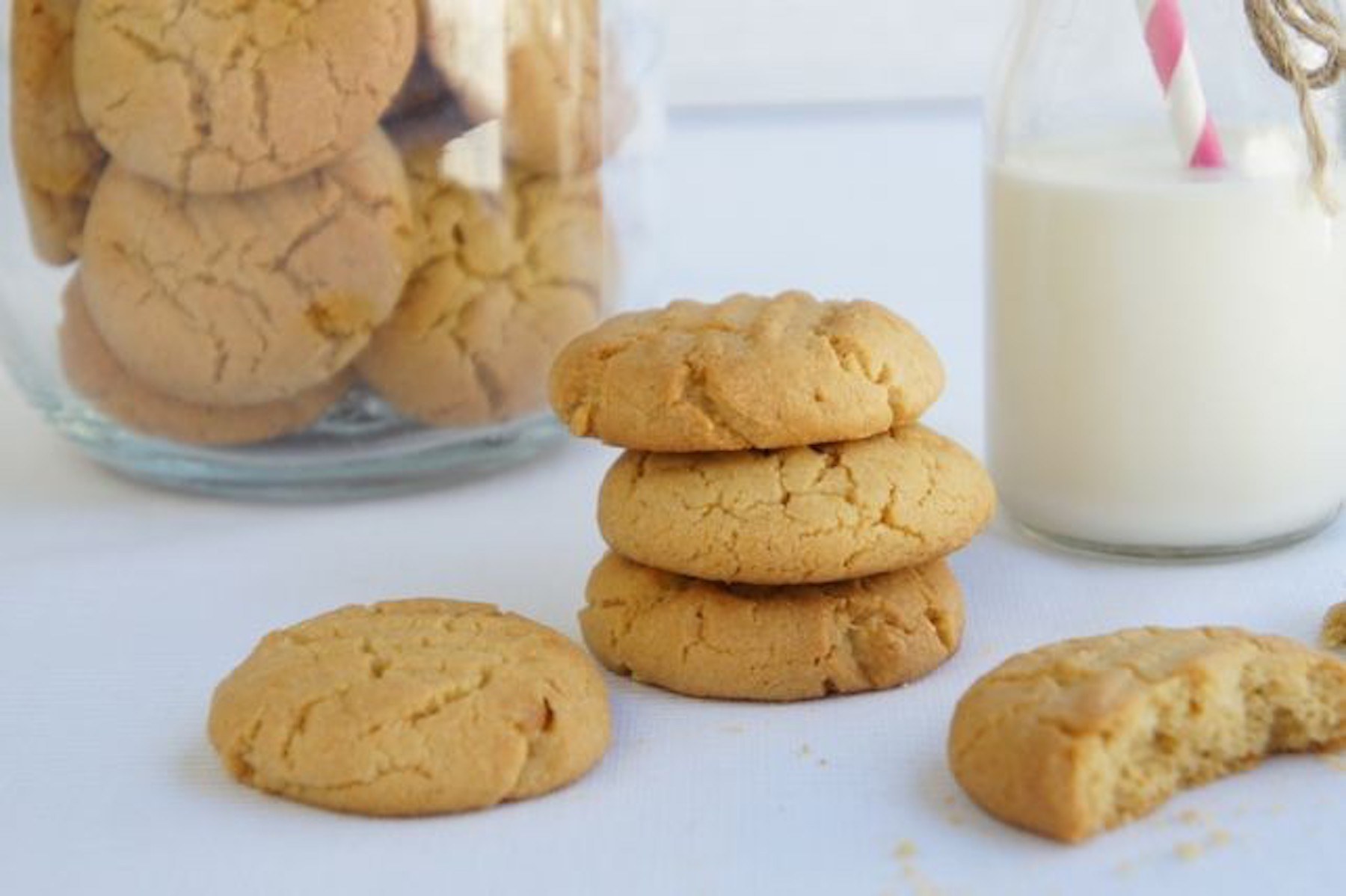 Peanut butter cookies recipe 506309 1