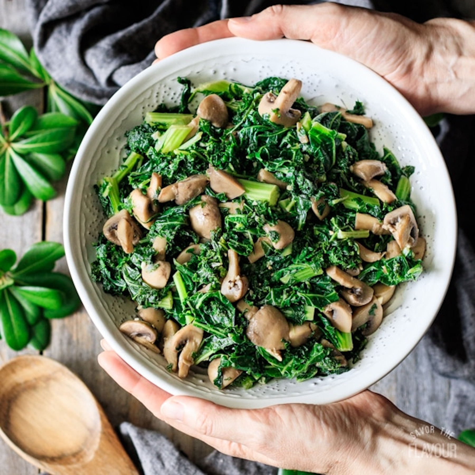 Sauteed kale and mushrooms tasty 2