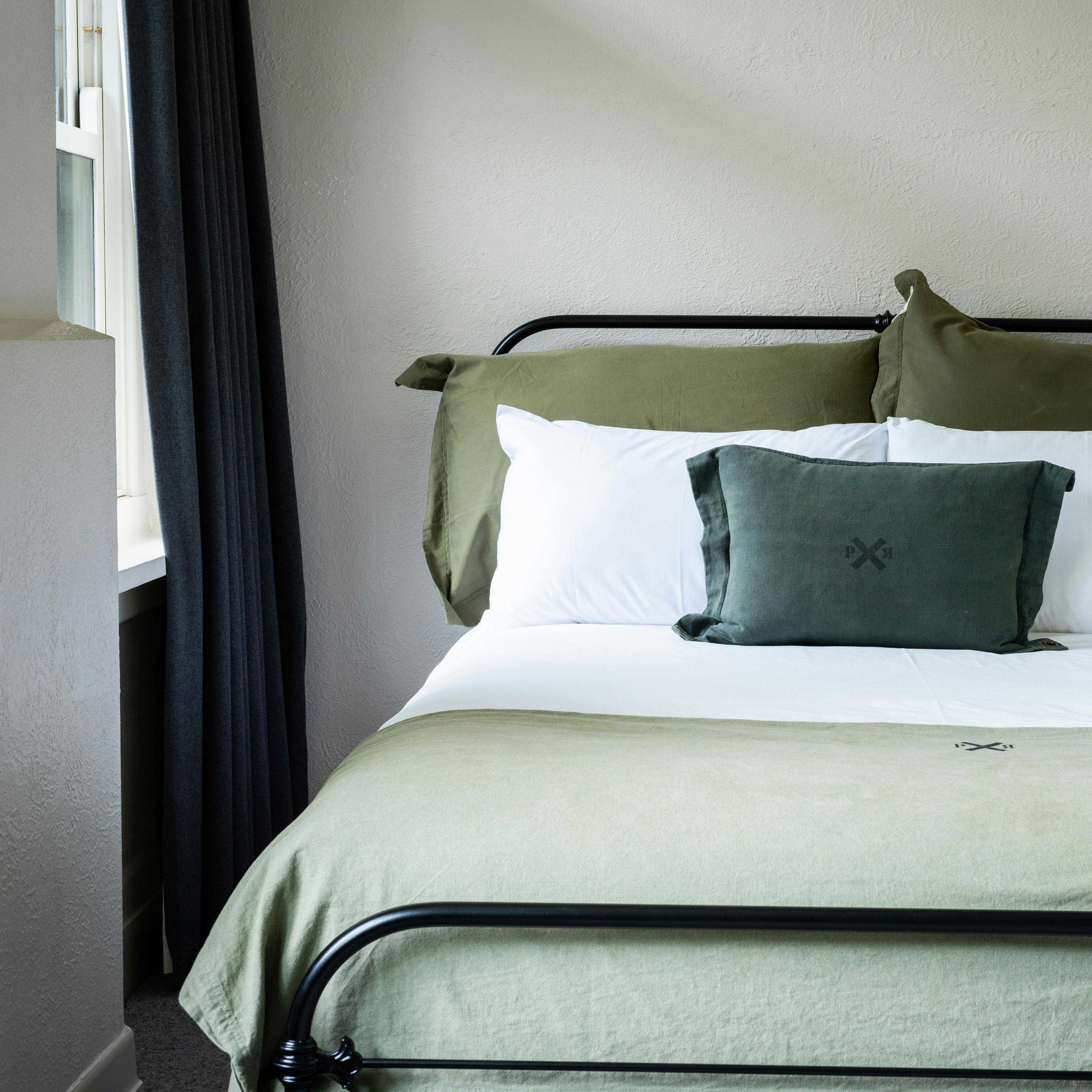 1293B9833Cdf0F2Eb5Ce0581555B2053