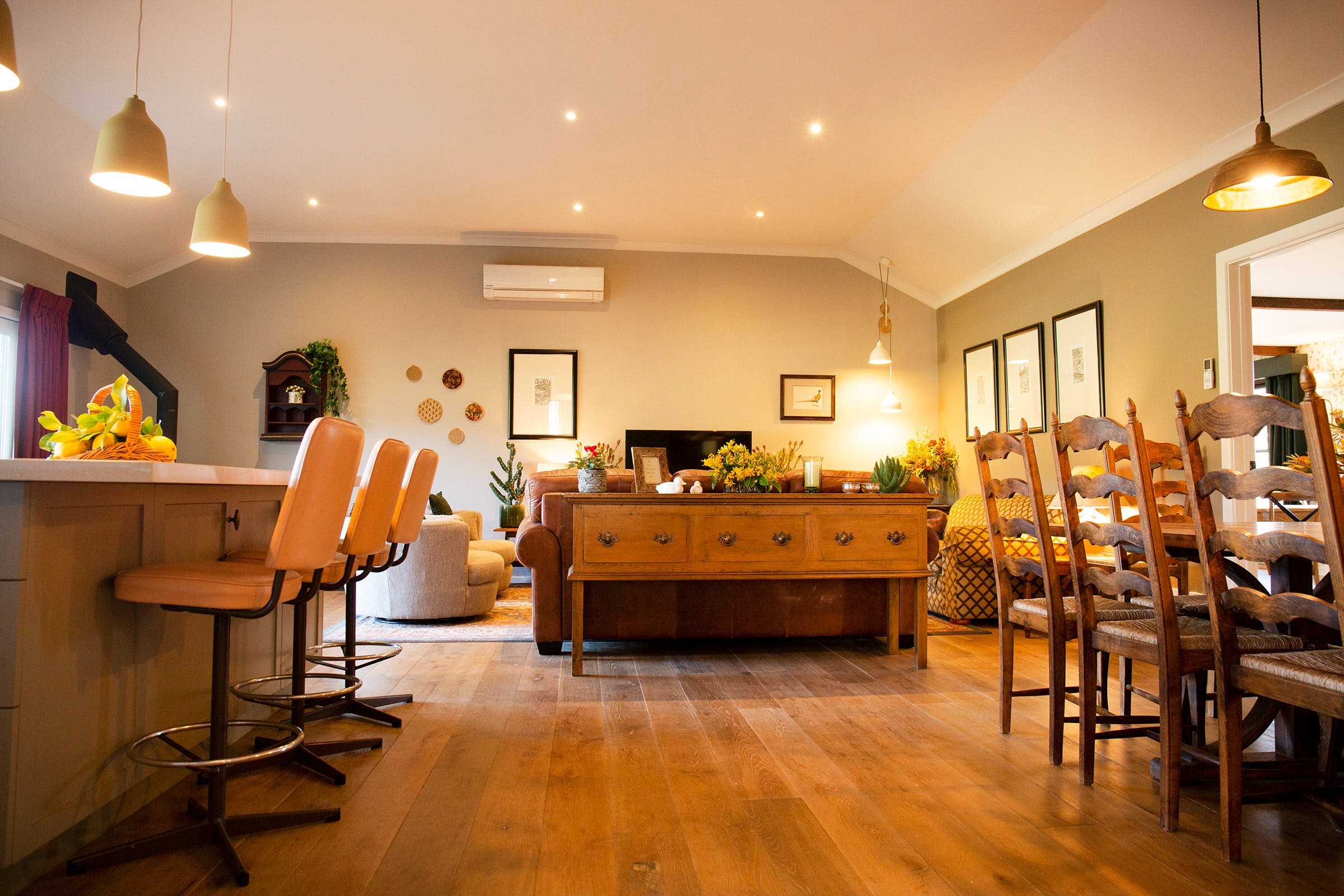 172Bd42970543463032952F6F6A8C352