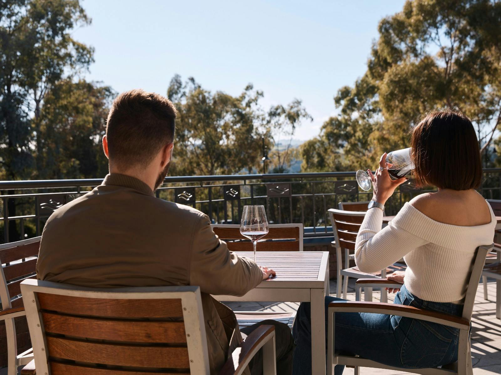 18B334C7Fad24D21Bda9F60193Ef5E7B