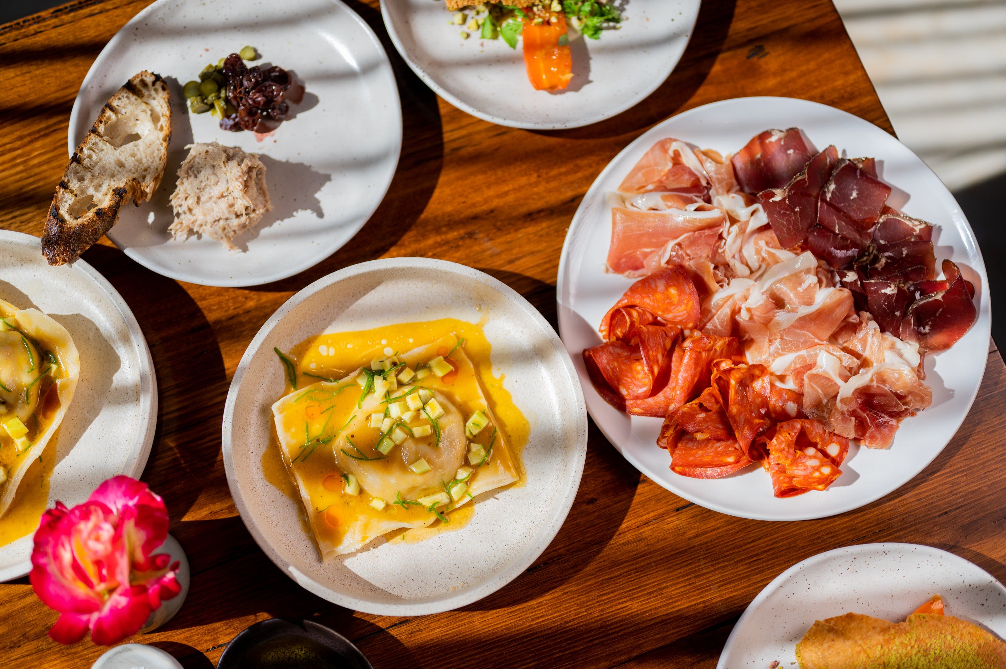 1Aa005145F90E42Ed8C4E4C36C5Cb846