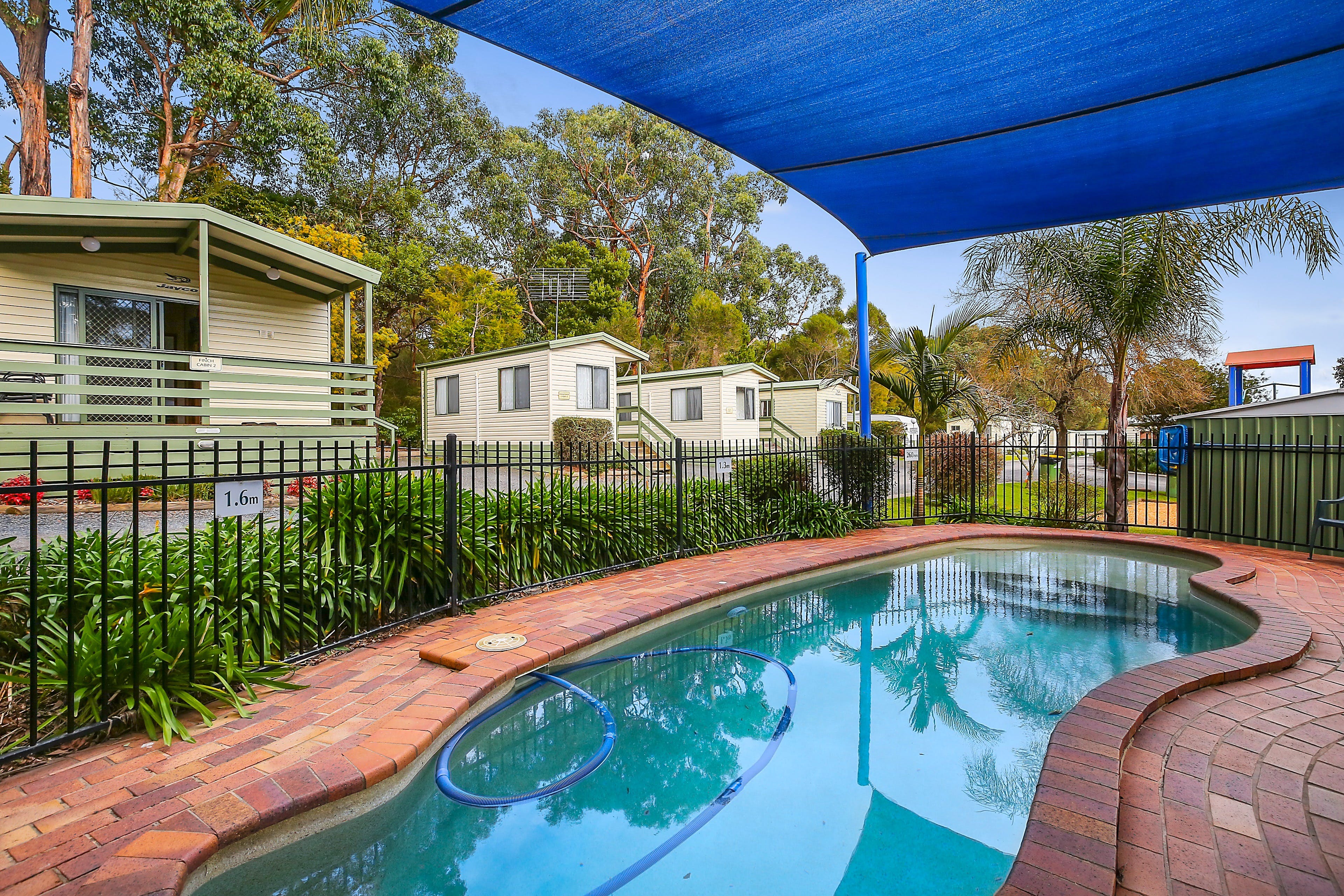 46865C3787D64749Ae73F3Edb3185F4D