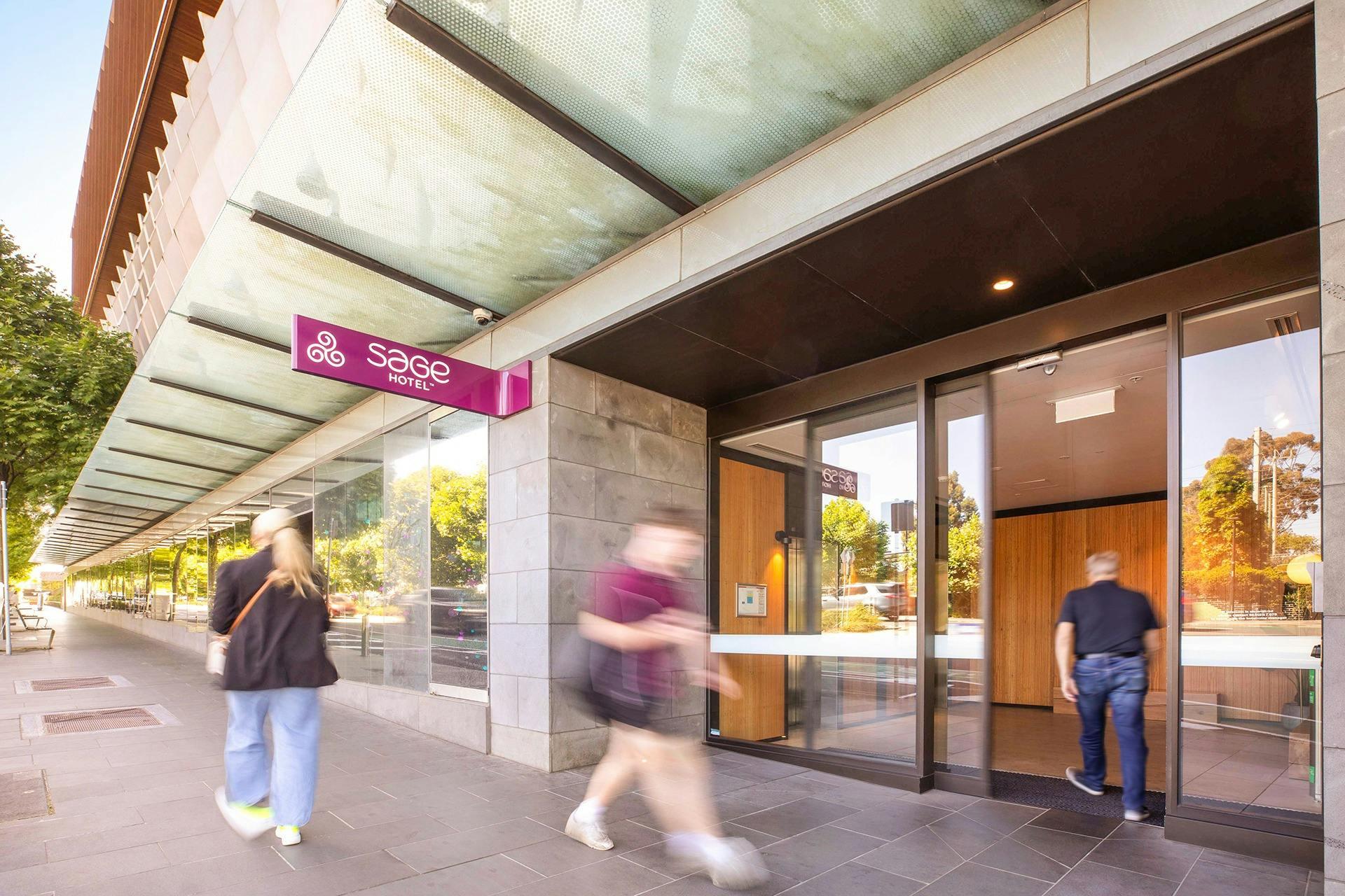 7A6F1Ce77Adaeafe0270495B30Ce3931