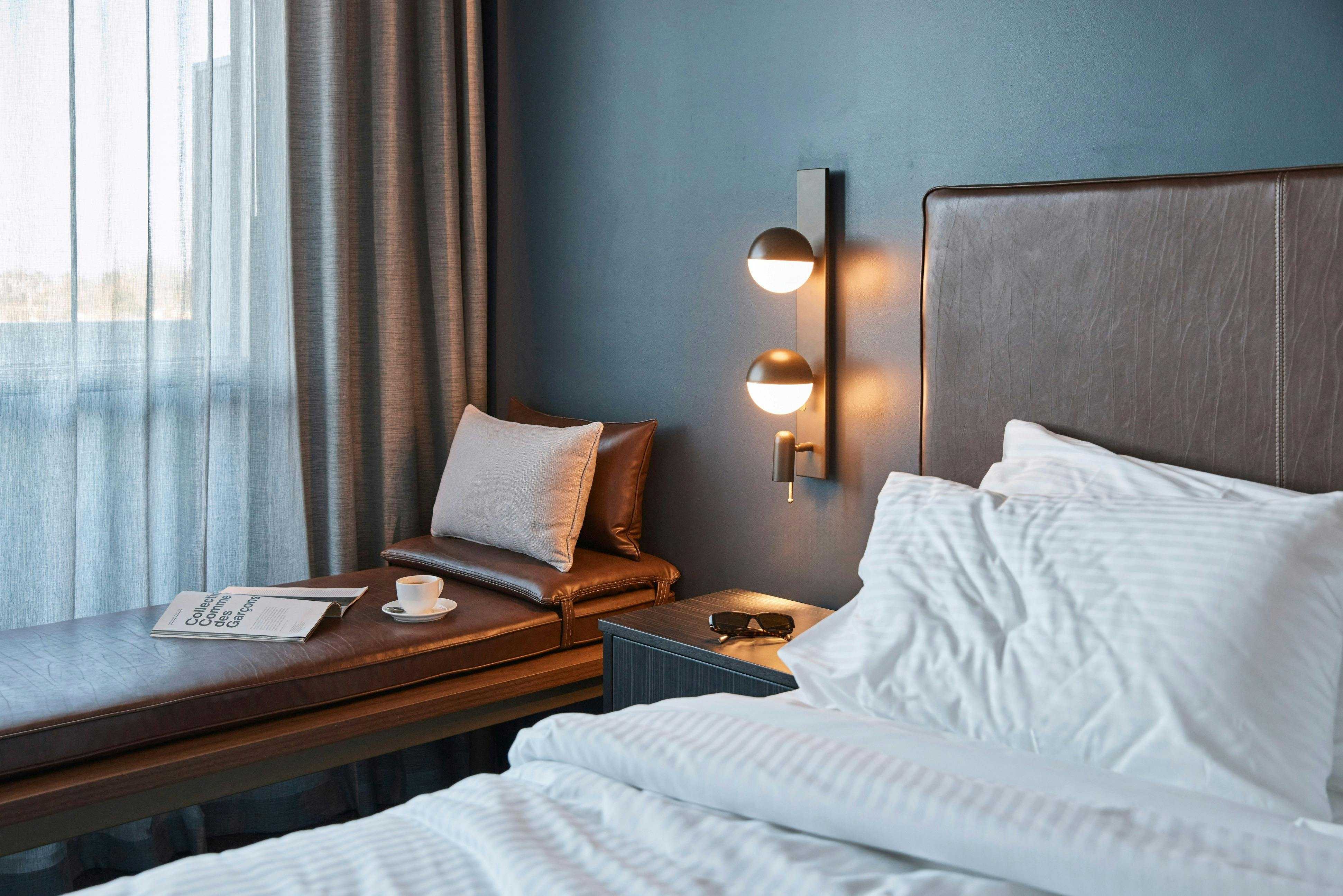 9C9Ea4D003E31E9Bb62709335F8A0E33