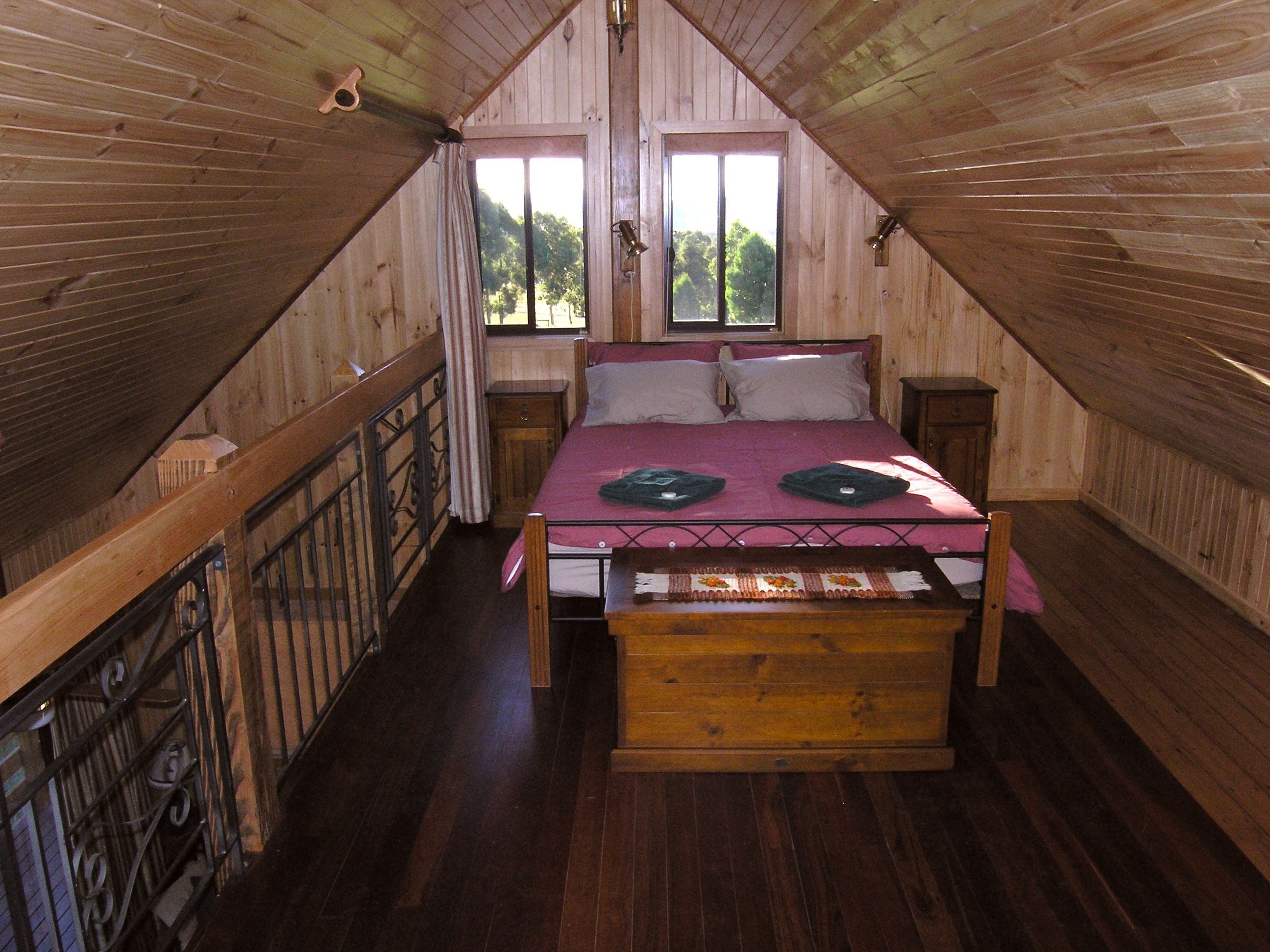 Original__9015827_At12_Bedroom_Large_1_Mq5Rudn