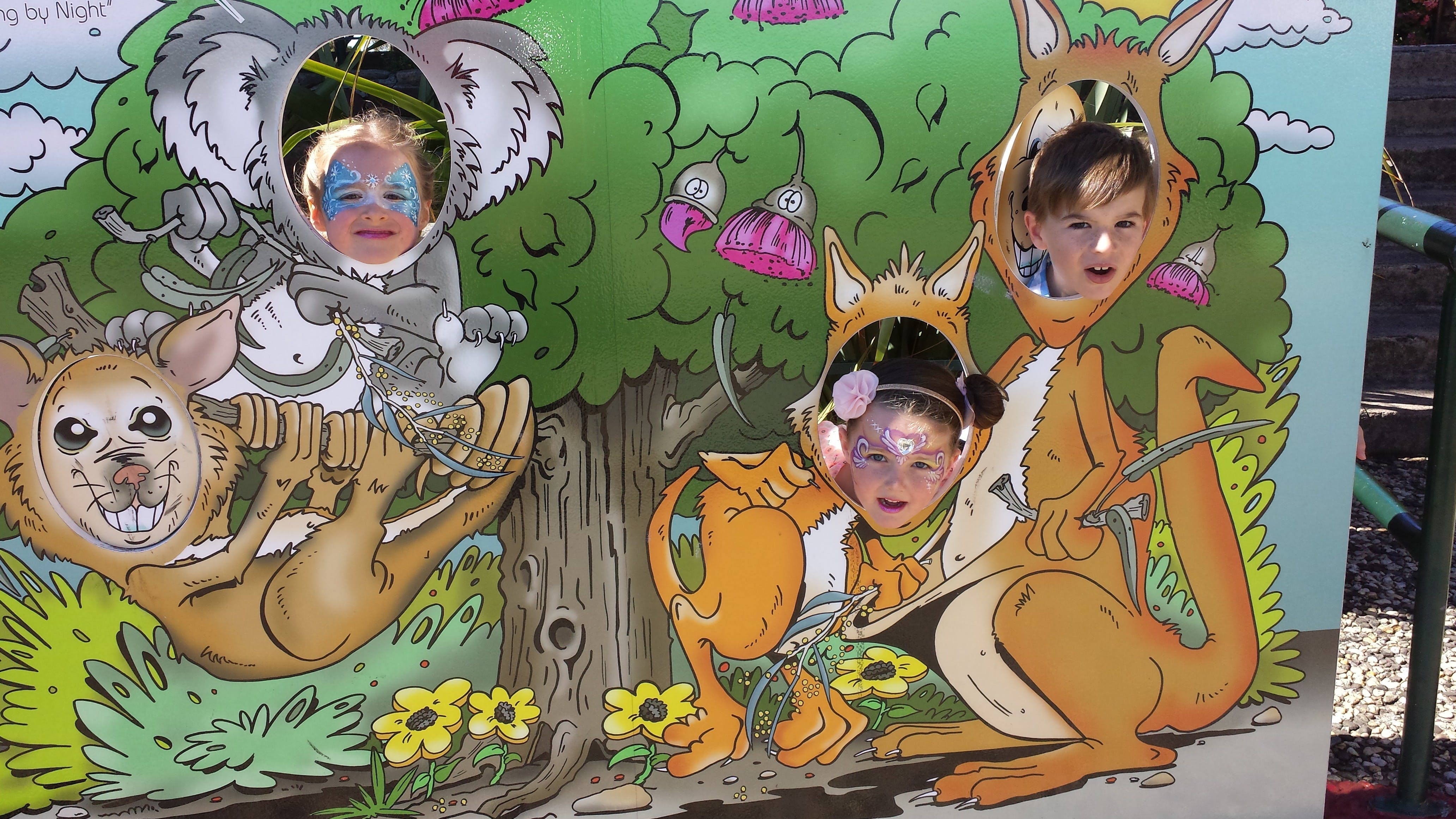 Original__9400960_Aw04_Skyhigh_Childrens_Week_2013_6_18Dfu2E