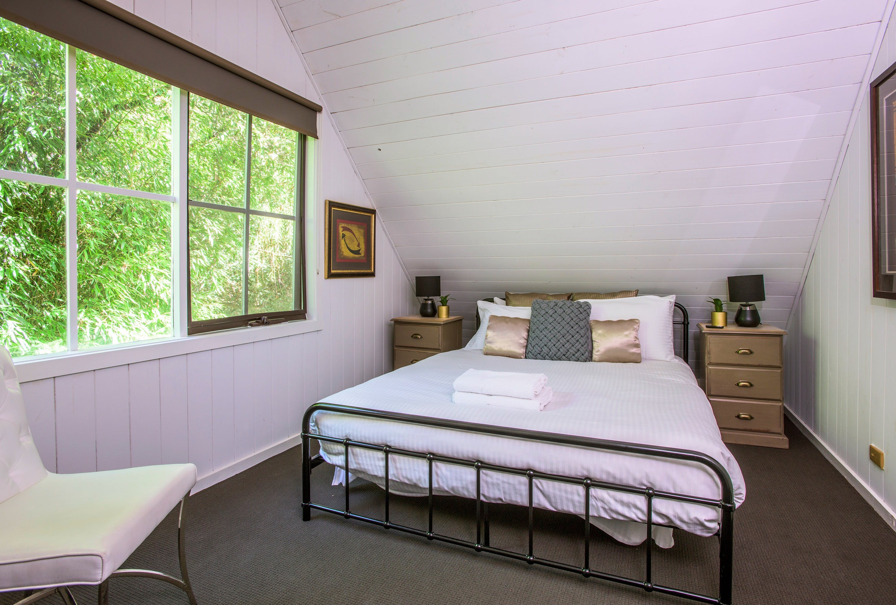 B569C87809Ced9D44Cc8E40E56Bab09C