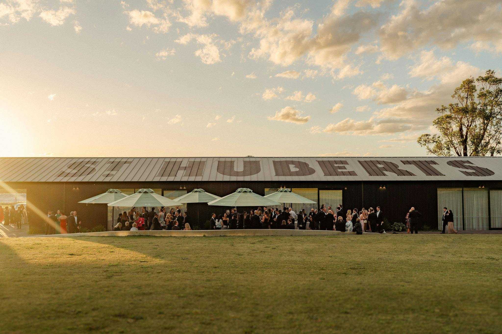 D9Adf5297Cb00E2Ae9F32Ca5C39013C6