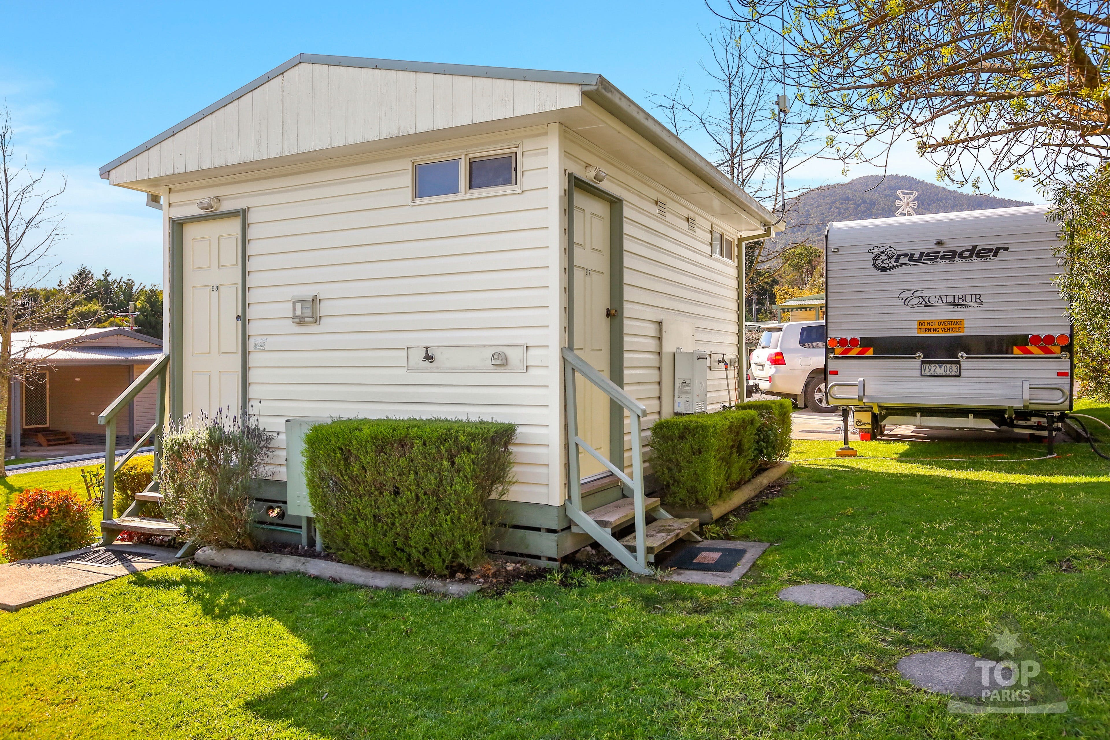 Da91C984017033A2Da14D8A8E20353F2