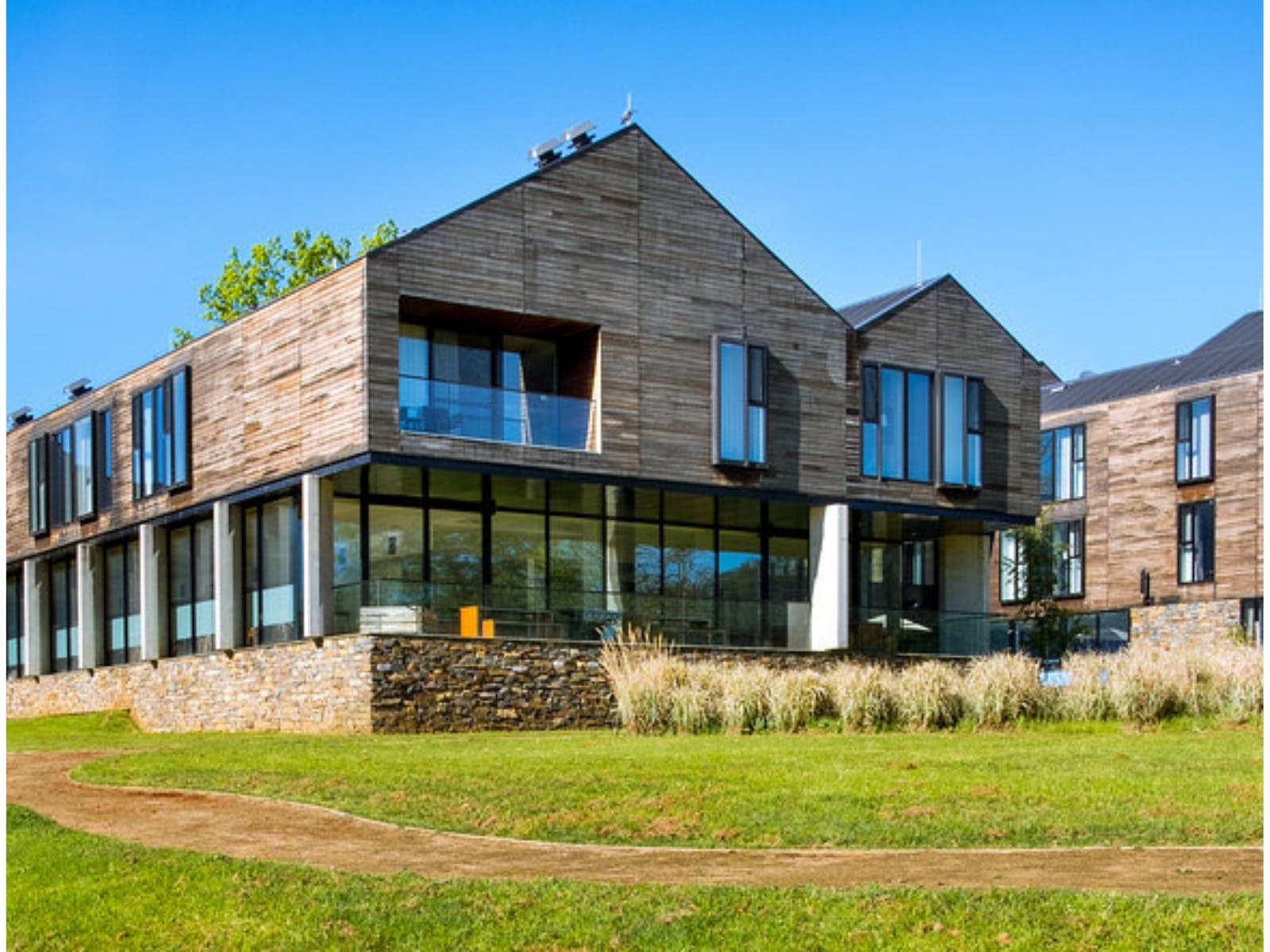 E1E92E3471F92647Bd3C35C285Cf8D01