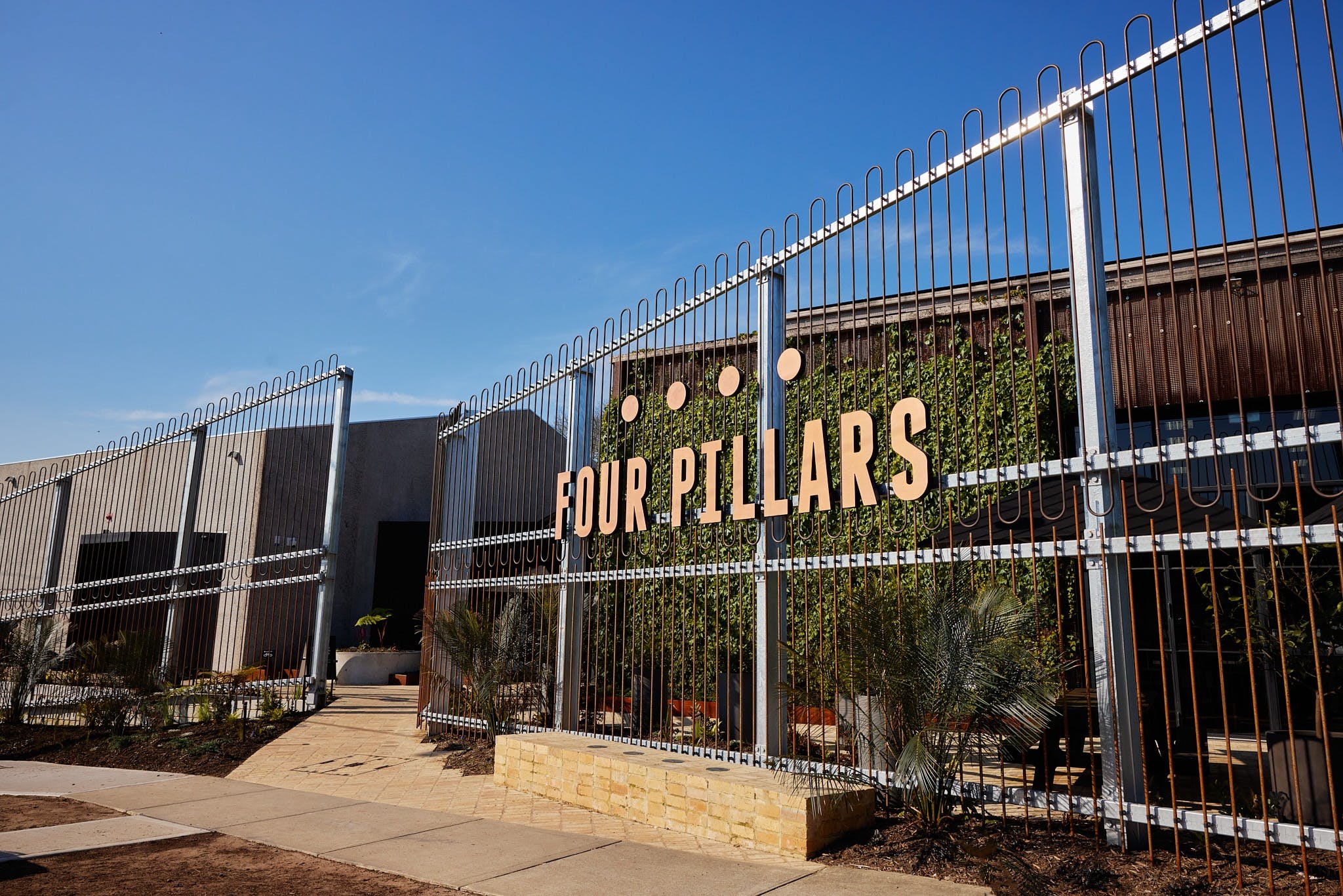 E8B65D10964A4175Afd03B61300Ba6C3