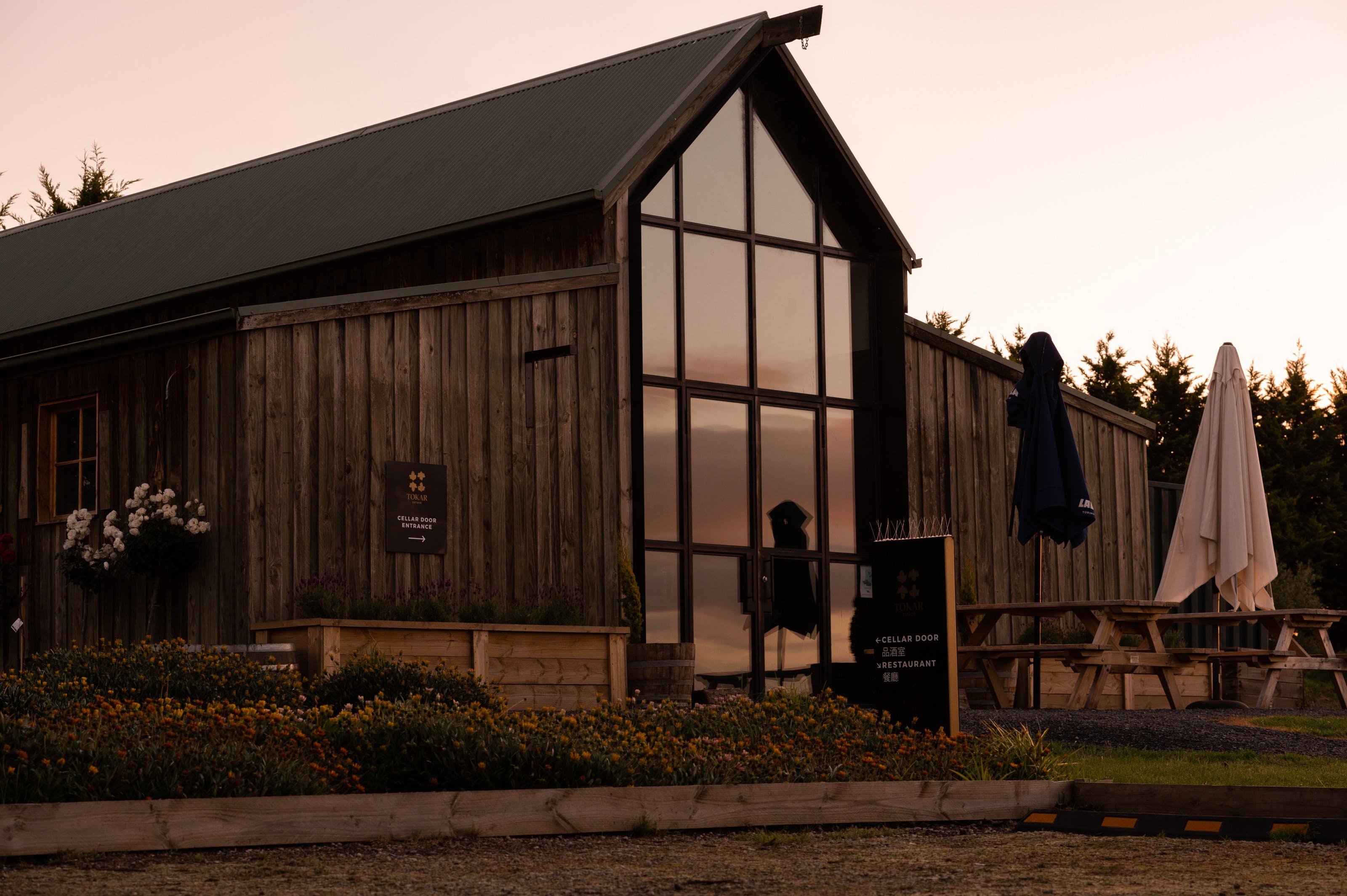 F0C0E24B35B96C76B4378F95B29E3C80