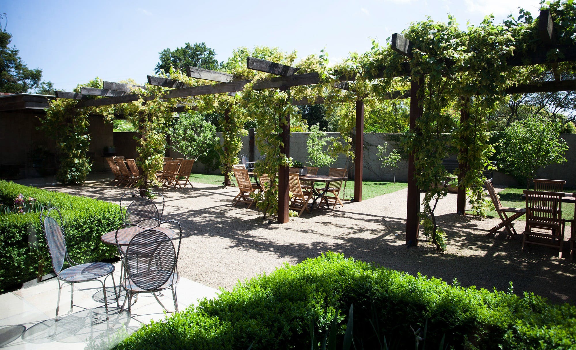 F645720208546Ab6F0B11A6C60E3A18B