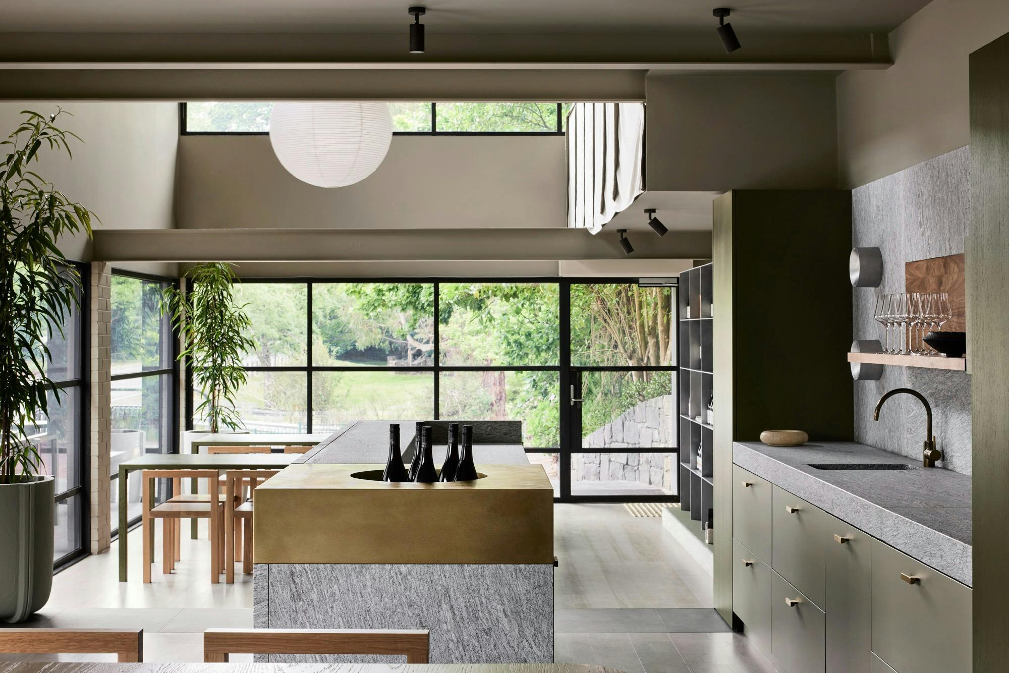 F9Fe608886726B4F28E1Aa36739383E4